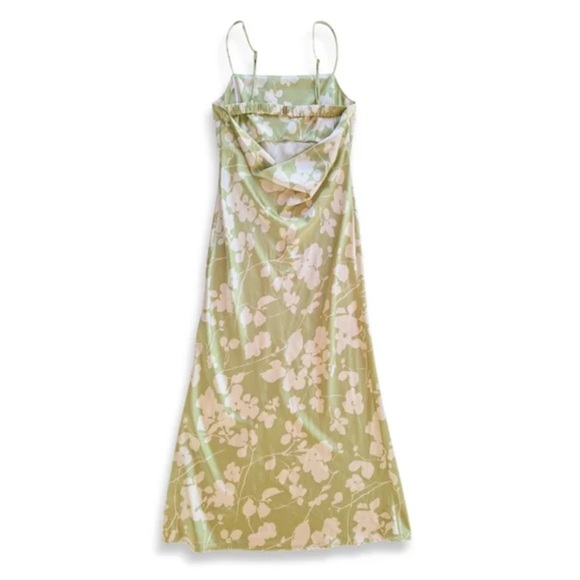 Floral Green Maxi Dress - Picture 2 of 5
